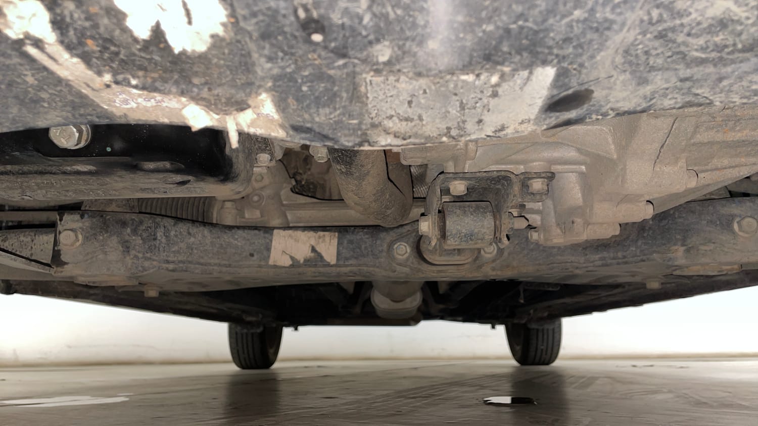 Used 2022 Hyundai i20 N Line N8 1.0 Turbo DCT Dual Tone Petrol Automatic extra FRONT LEFT UNDERBODY VIEW