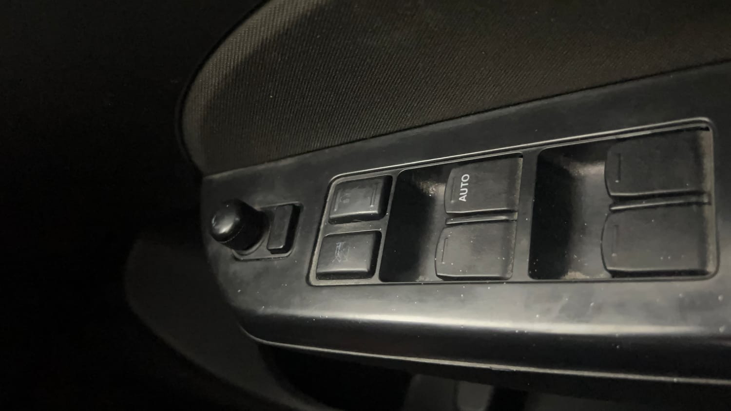 Used 2016 Maruti Suzuki Swift VXi Petrol Manual top_features Adjustable ORVM