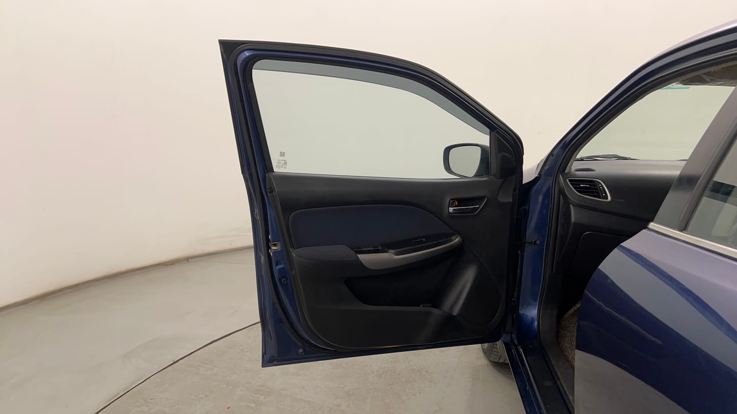 Used 2020 Maruti Suzuki Baleno Zeta Petrol Manual interior LEFT FRONT DOOR OPEN VIEW