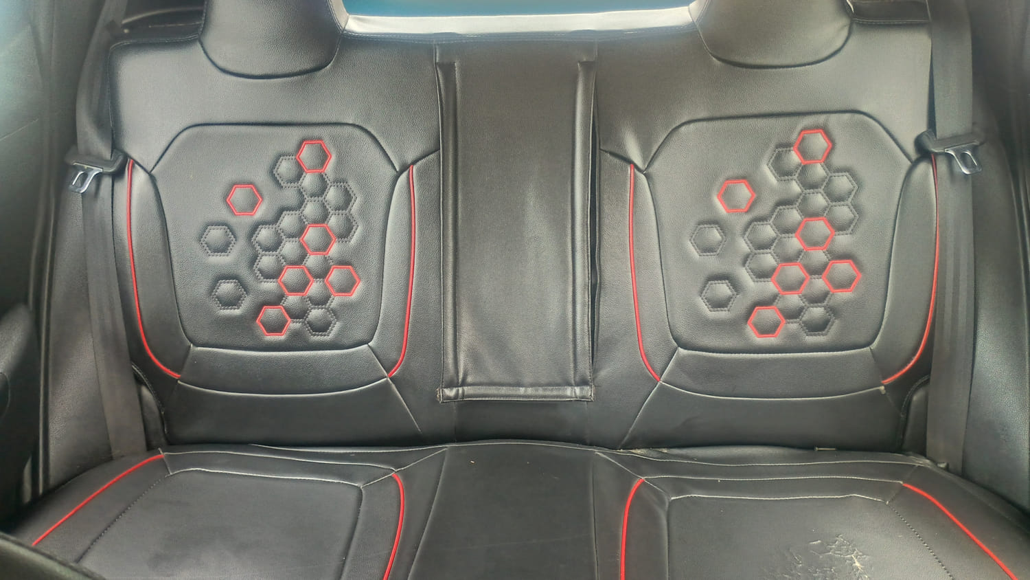 Used 2020 Renault Kwid RXT Petrol Manual interior REAR SEAT CONDITION VIEW