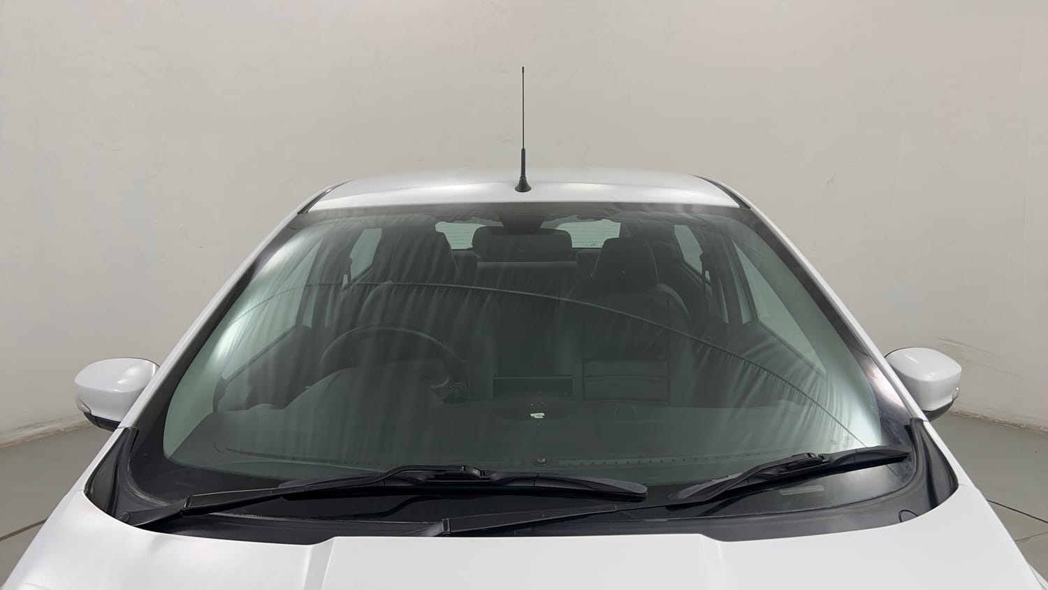 Used 2019 Ford Figo Titanium 1.2 Ti-VCT MT Petrol Manual exterior FRONT WINDSHIELD VIEW