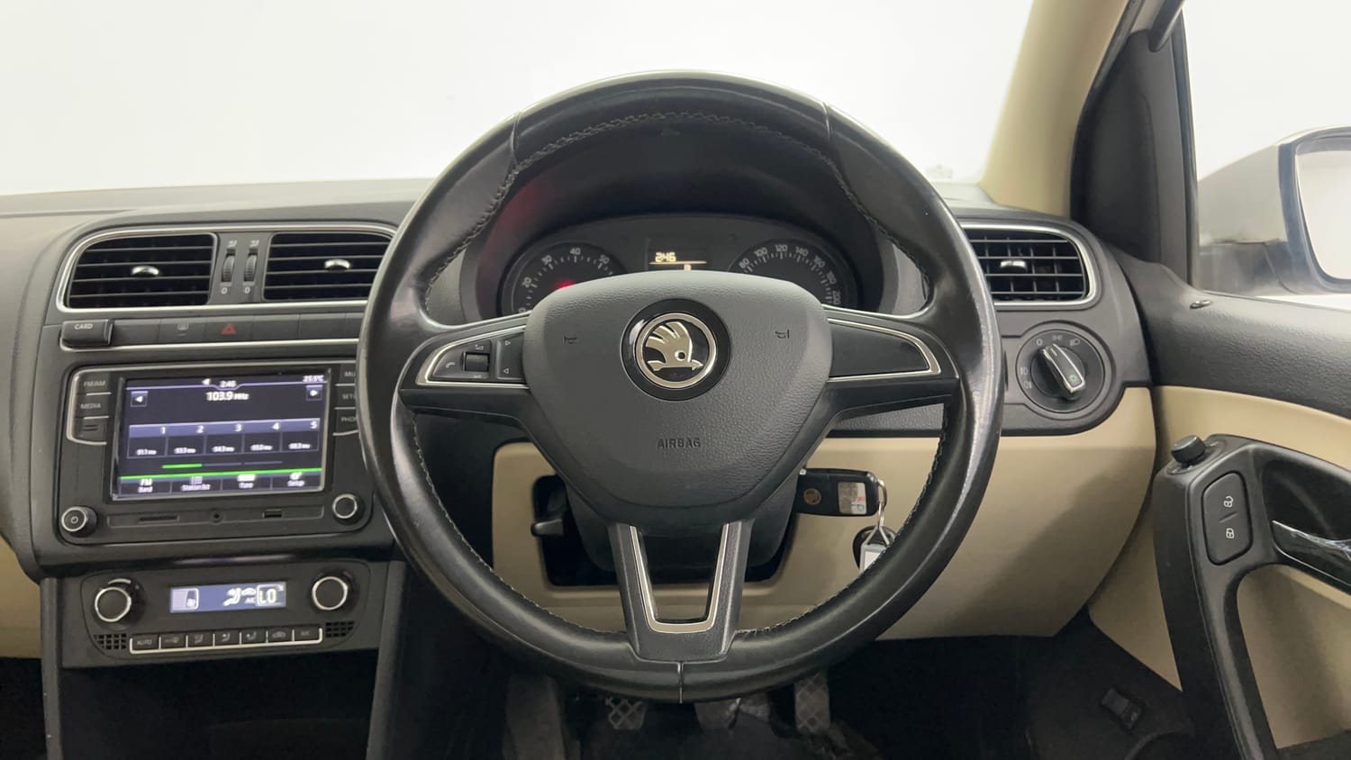 Used 2018 Skoda Rapid Style 1.6 MPI Petrol Manual interior STEERING VIEW