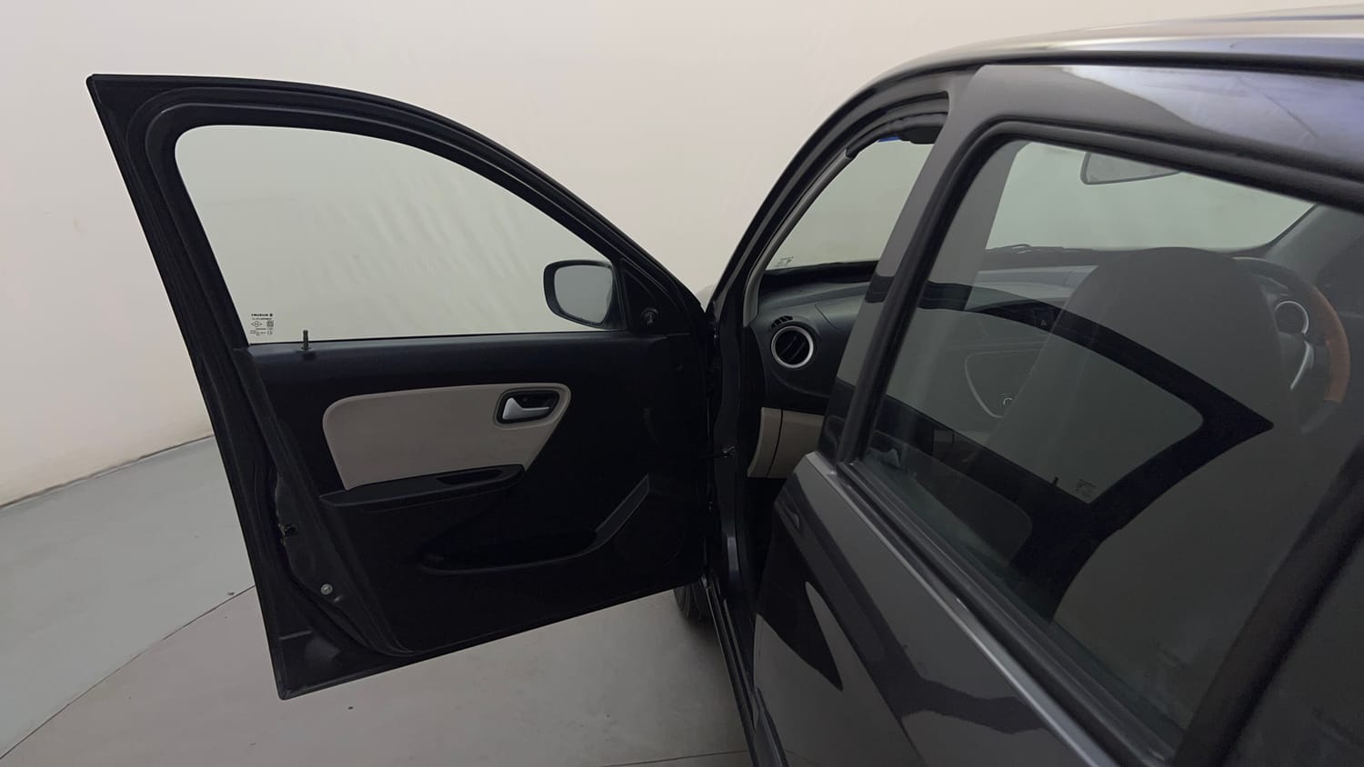 Used 2021 Maruti Suzuki Alto 800 VXi Petrol Manual interior LEFT FRONT DOOR OPEN VIEW