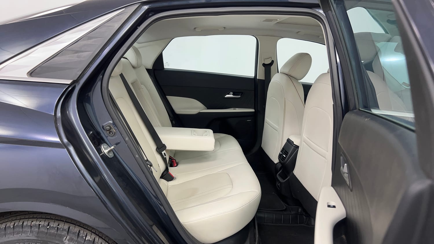 Used 2023 Hyundai Verna SX (O) 1.5 Petrol IVT Petrol Automatic interior RIGHT SIDE REAR DOOR CABIN VIEW