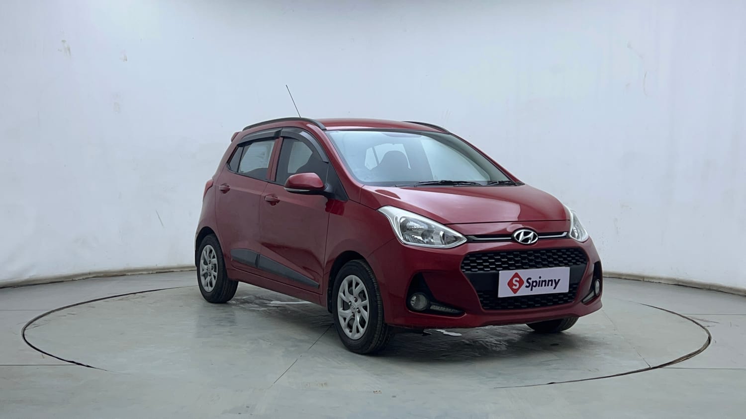 Used 2019 Hyundai Grand i10 Sportz 1.2 Kappa VTVT Petrol Manual exterior RIGHT FRONT CORNER VIEW