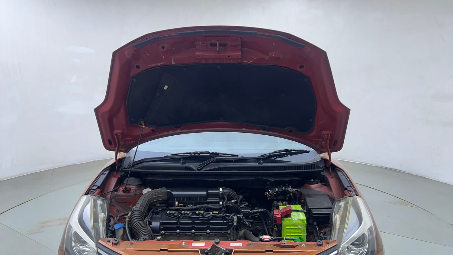 Used 2018 Maruti Suzuki Baleno Alpha 1.2 Petrol Manual engine ENGINE & BONNET OPEN FRONT VIEW