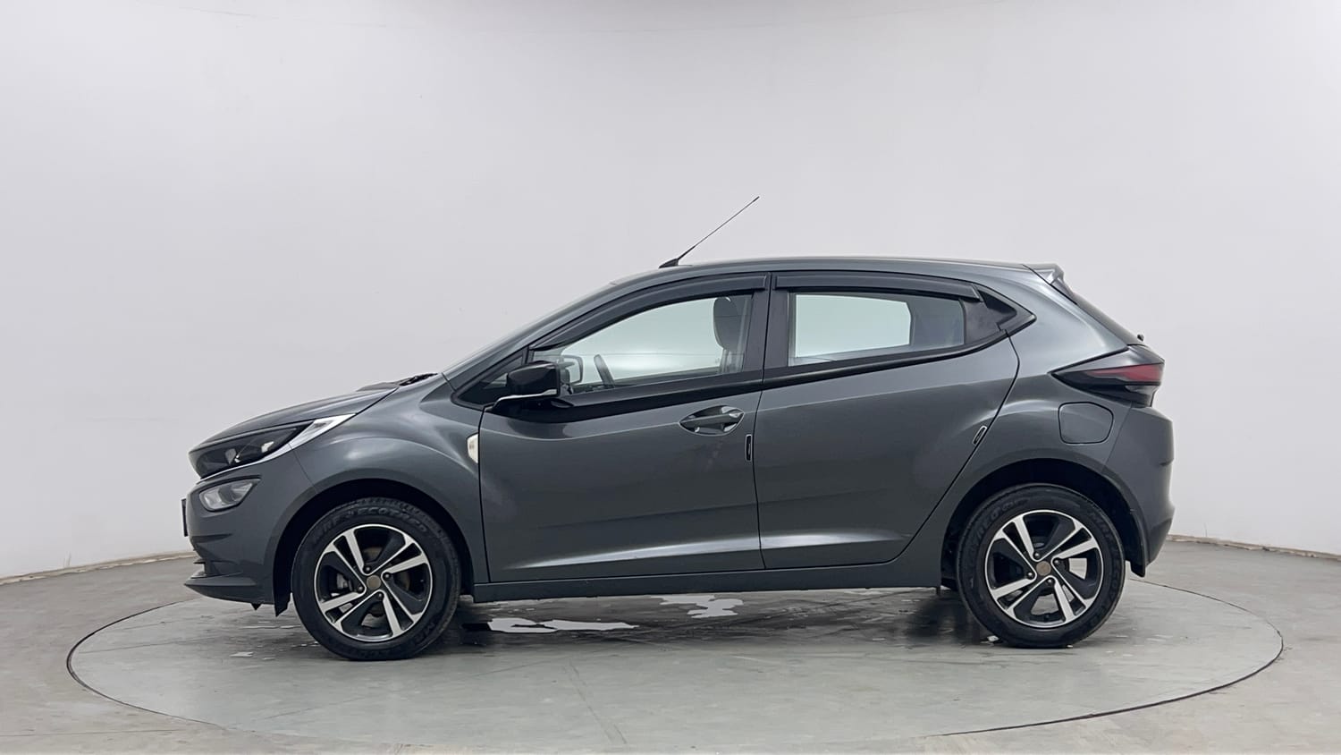 Used 2023 Tata Altroz XZA Petrol Petrol Automatic exterior LEFT SIDE VIEW