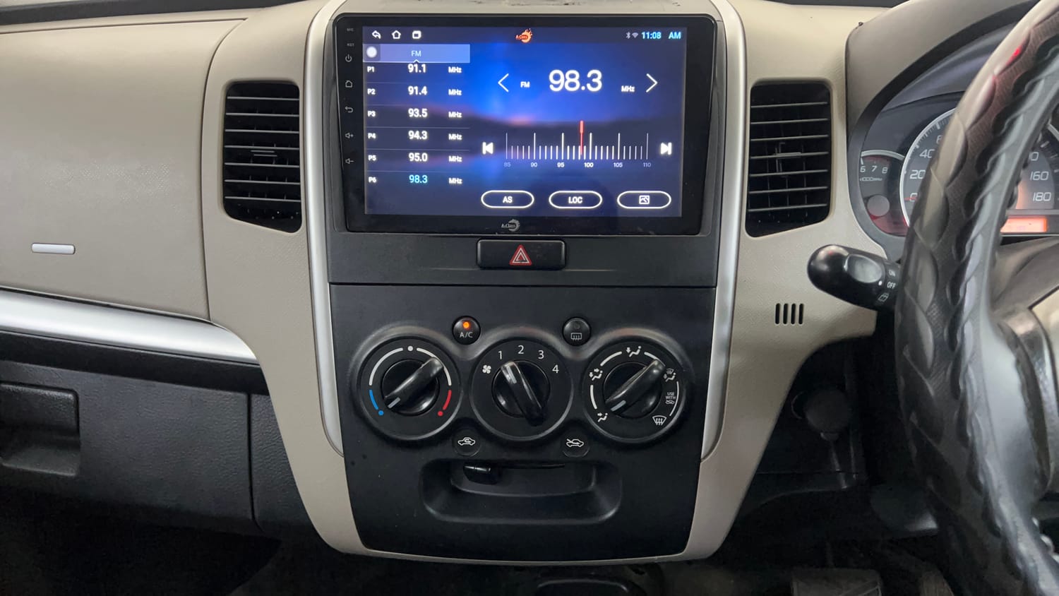 Used 2016 Maruti Suzuki Wagon R 1.0 VXI AMT Petrol Automatic interior MUSIC SYSTEM & AC CONTROL VIEW