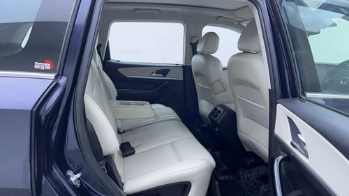 Used 2024 Mahindra XUV700 AX7 Luxury Pack Petrol AT 7 STR Petrol Automatic interior RIGHT SIDE REAR DOOR CABIN VIEW