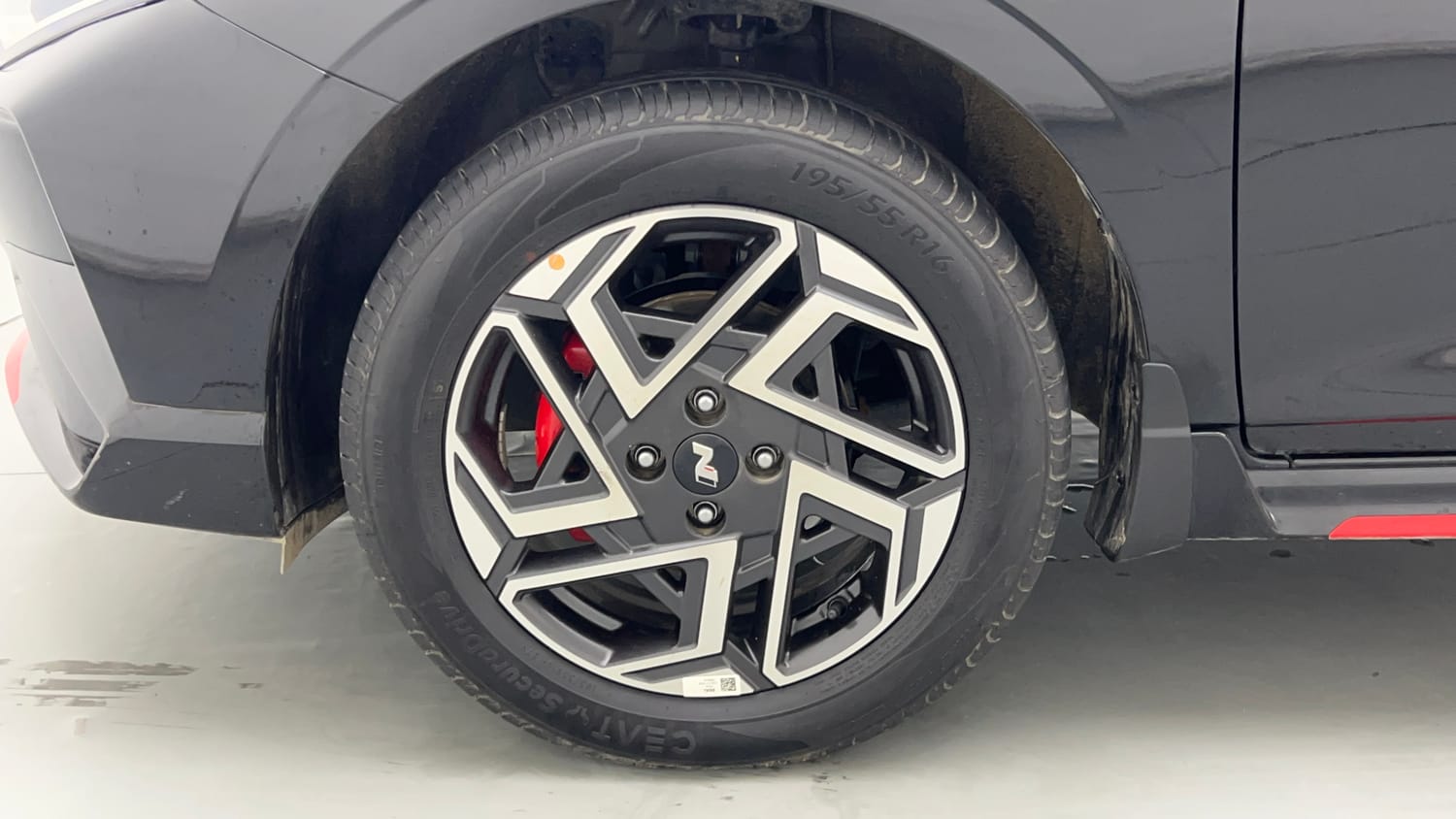 Used 2026 Hyundai i20 N Line N8 1.0 Turbo DCT Petrol Automatic tyres LEFT FRONT TYRE RIM VIEW