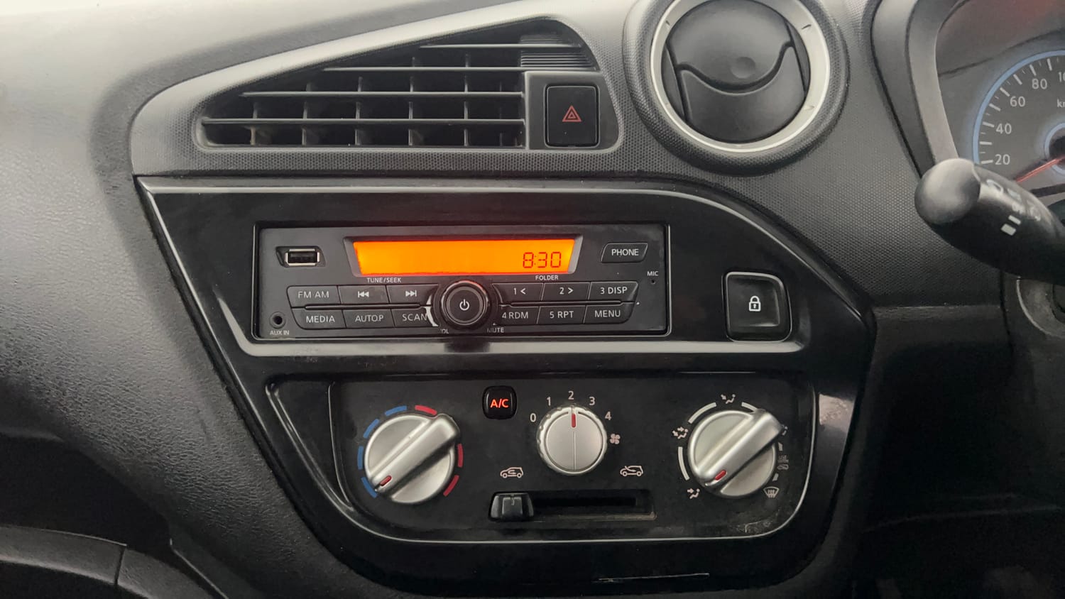 Used 2019 Datsun Redi-GO T (O) Petrol Manual interior MUSIC SYSTEM & AC CONTROL VIEW