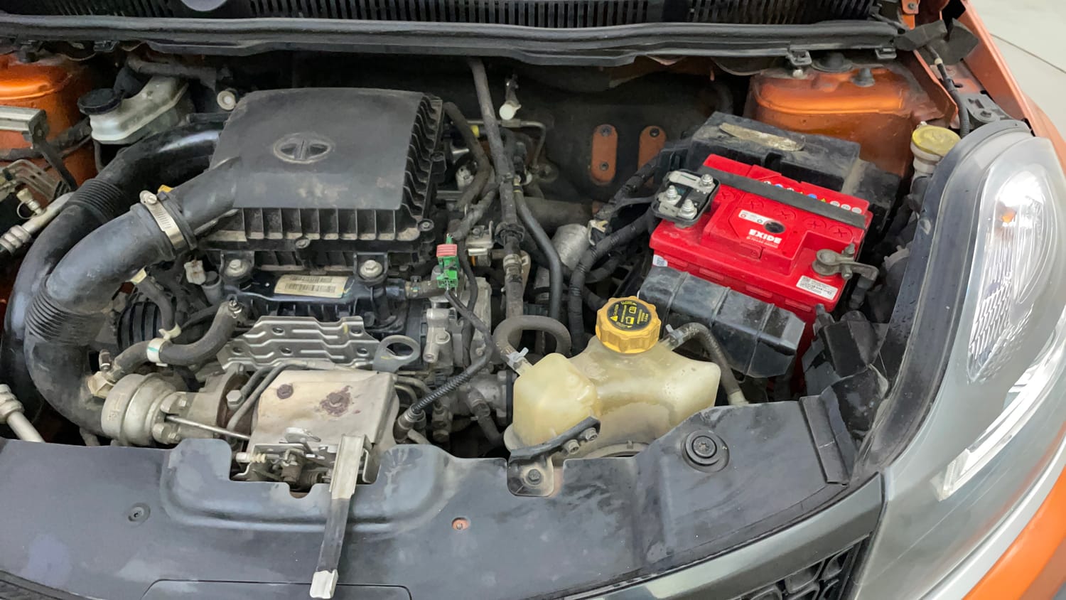 Used 2018 Tata Nexon XZ Plus Petrol Manual engine ENGINE LEFT SIDE VIEW