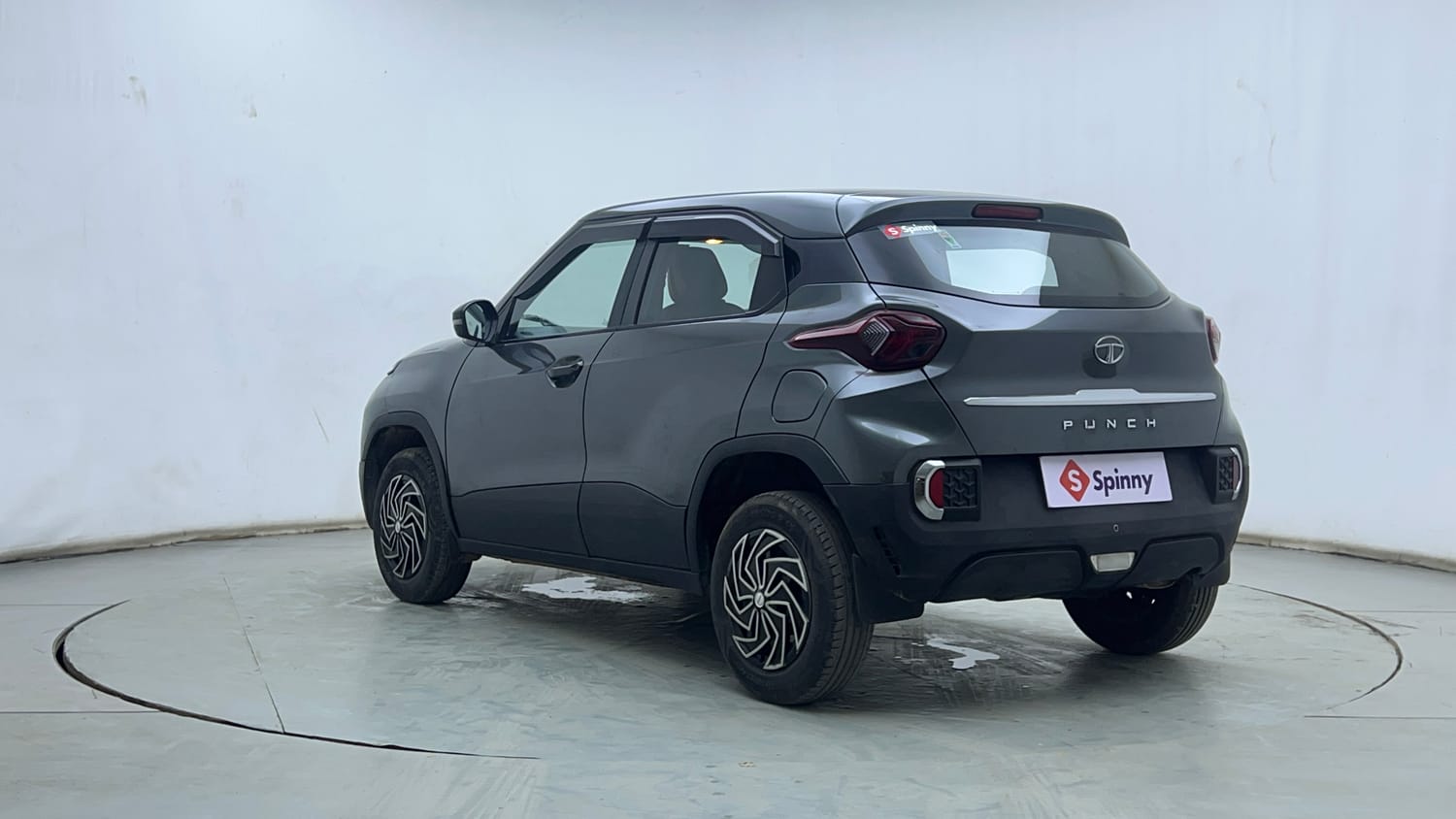 Used 2022 Tata Punch Pure MT Petrol Manual exterior LEFT REAR CORNER VIEW