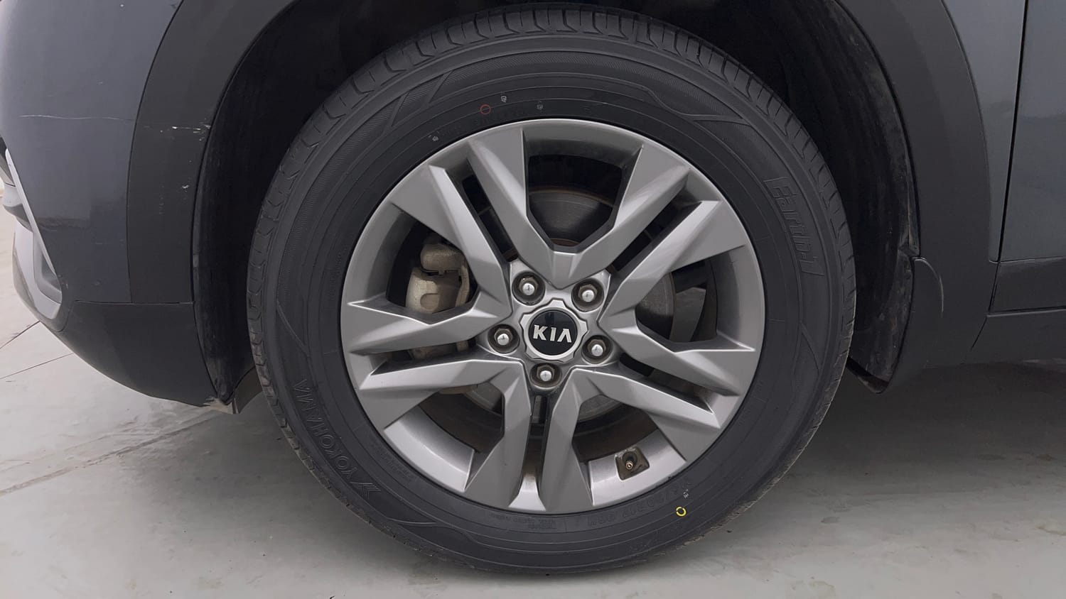 Used 2019 Kia Seltos HTX Plus 1.5 Diesel Diesel Manual tyres LEFT FRONT TYRE RIM VIEW