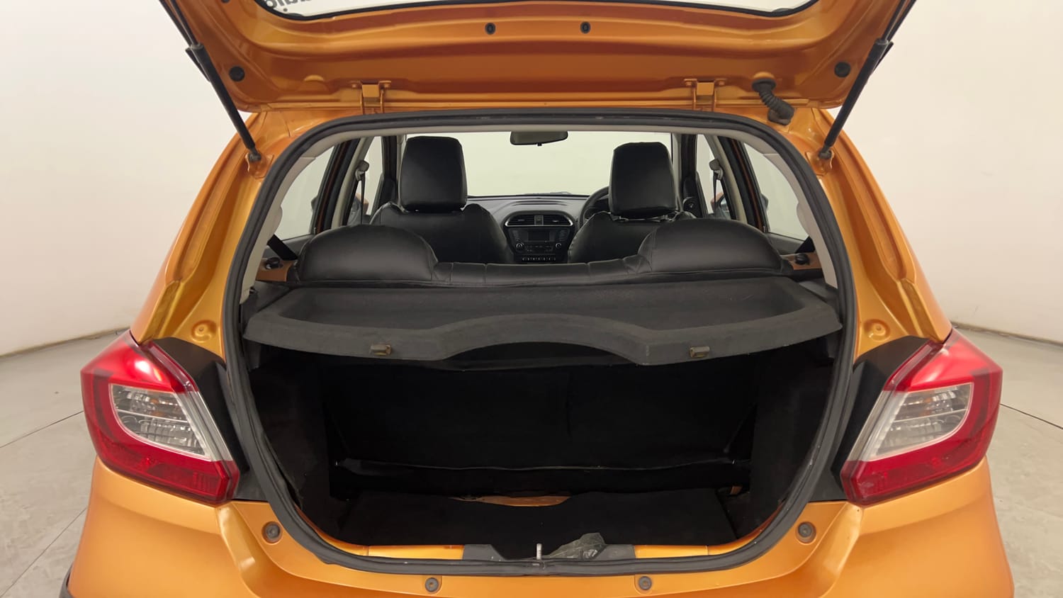 Used 2018 Tata Tiago Revotron XZ Petrol Manual interior DICKY INSIDE VIEW