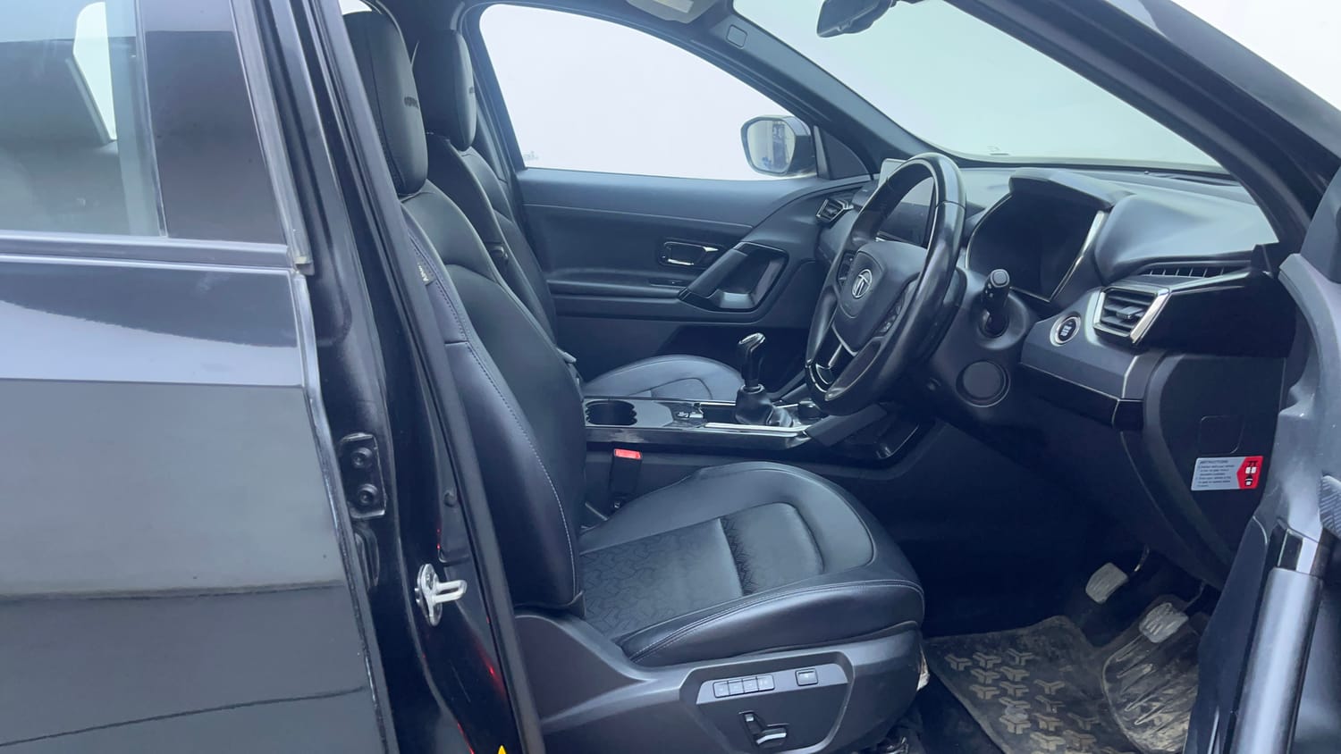 Used 2023 Tata Harrier XZ Plus Dark Edition Diesel Manual interior RIGHT SIDE FRONT DOOR CABIN VIEW
