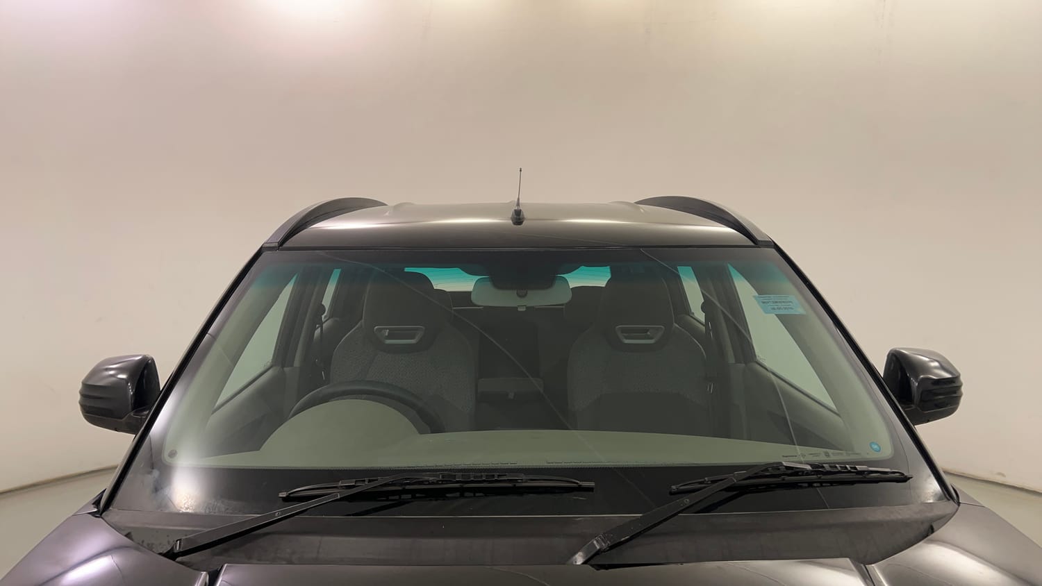 Used 2016 Mahindra KUV100 K6 6 STR Petrol Manual exterior FRONT WINDSHIELD VIEW