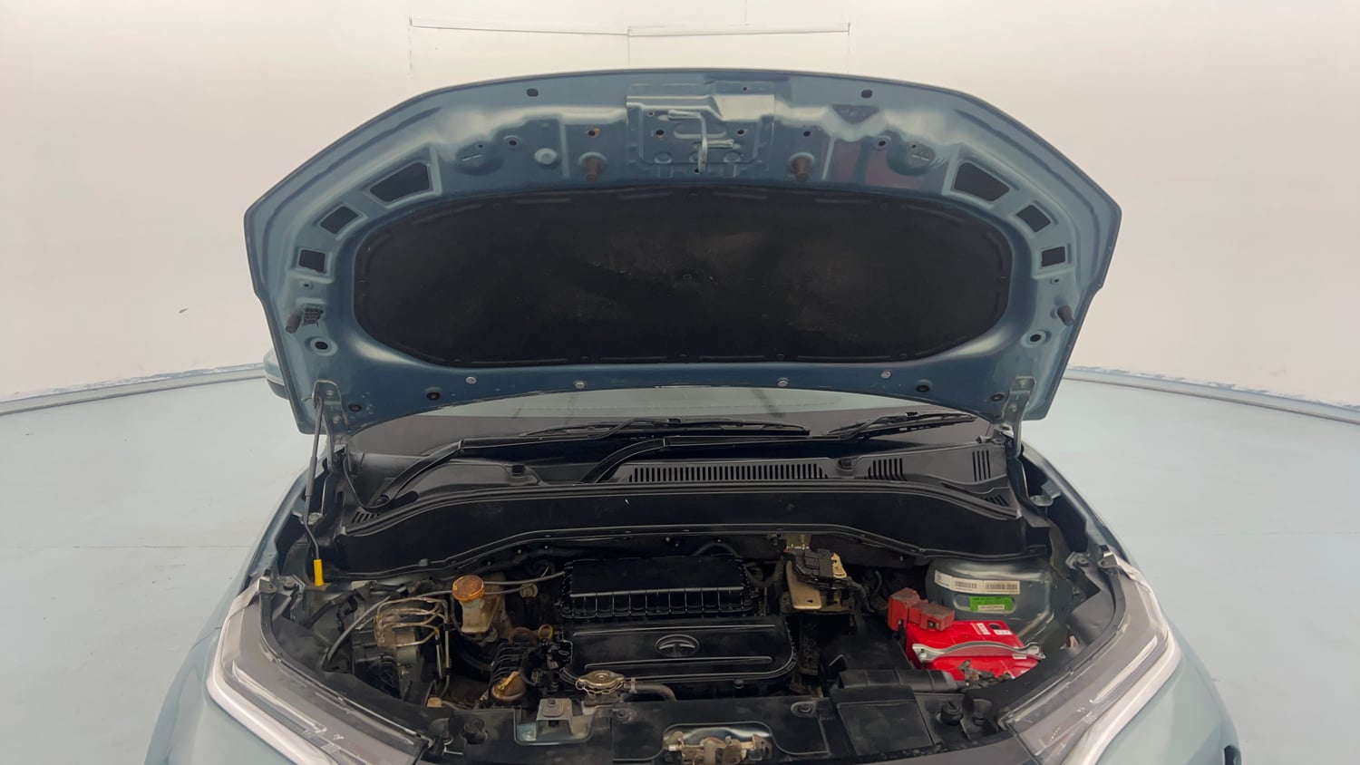 Used 2022 Tata Punch Creative Dual Tone Petrol Manual engine ENGINE & BONNET OPEN FRONT VIEW