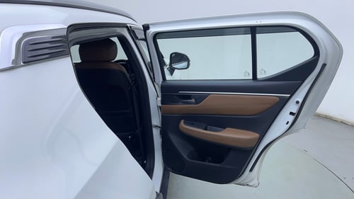 Used 2023 Honda Elevate ZX CVT Petrol Automatic interior RIGHT REAR DOOR OPEN VIEW