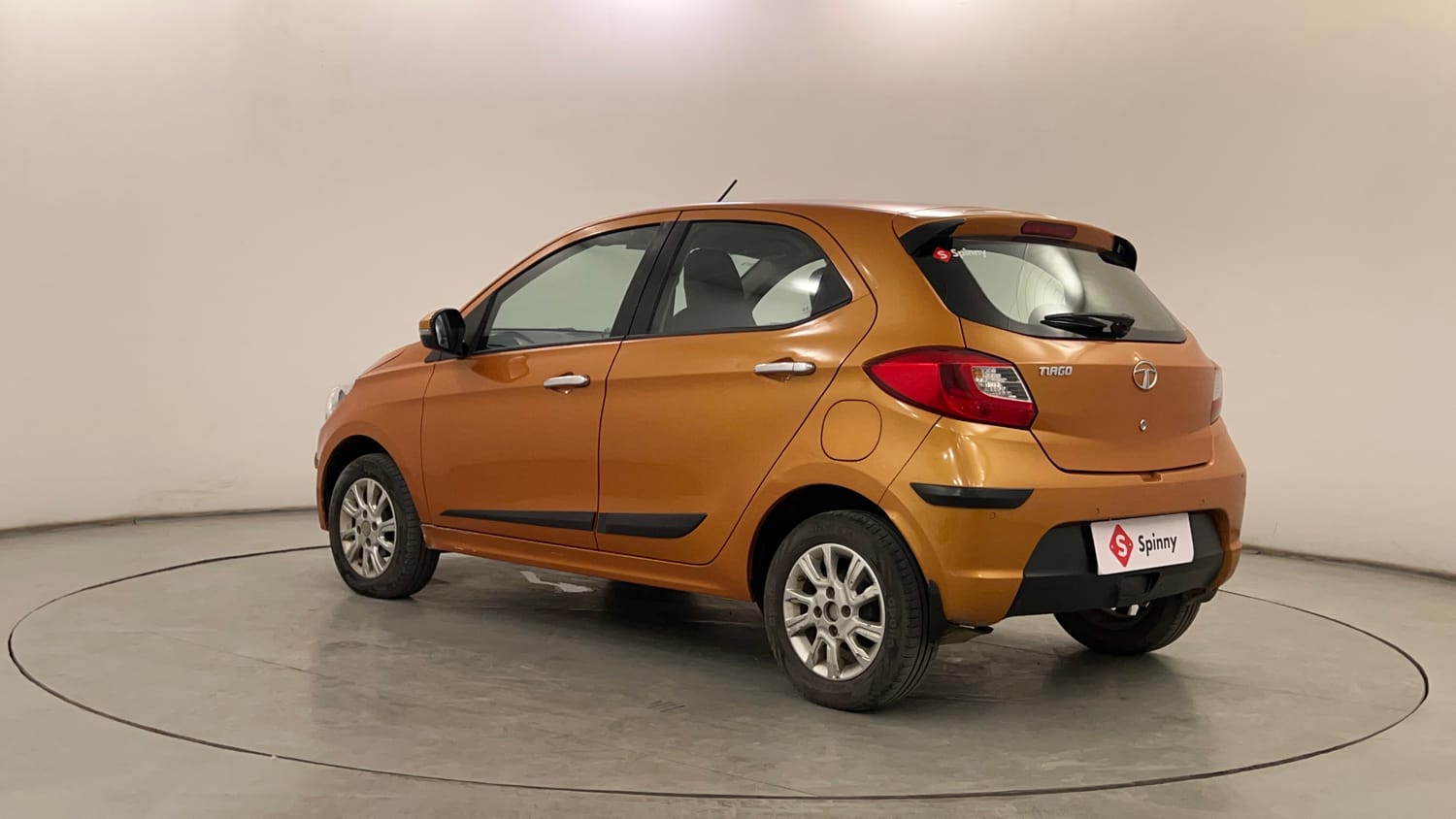 Used 2018 Tata Tiago Revotron XZ Petrol Manual exterior LEFT REAR CORNER VIEW