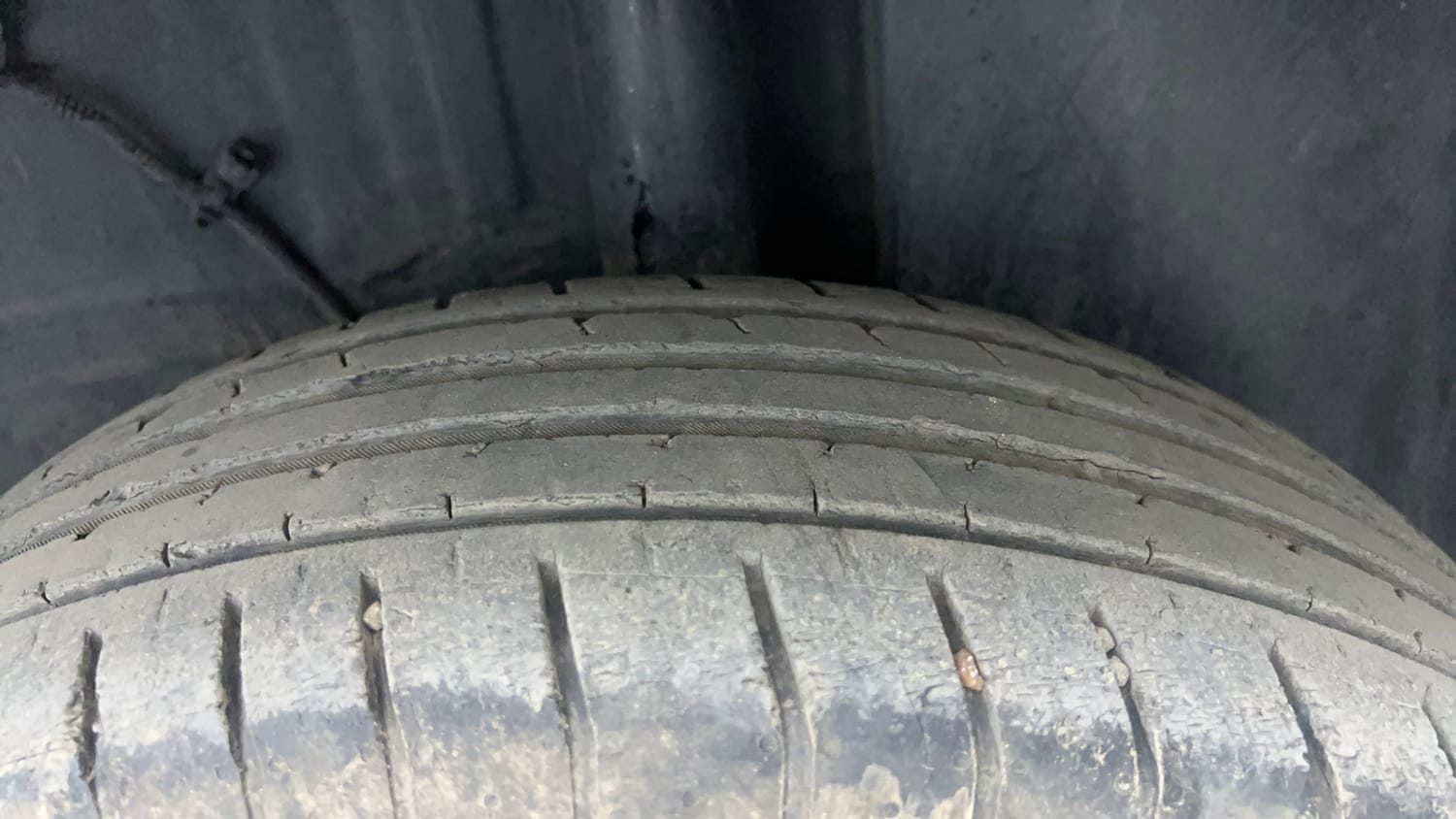 Used 2022 Tata Punch Pure MT Petrol Manual tyres LEFT REAR TYRE TREAD VIEW