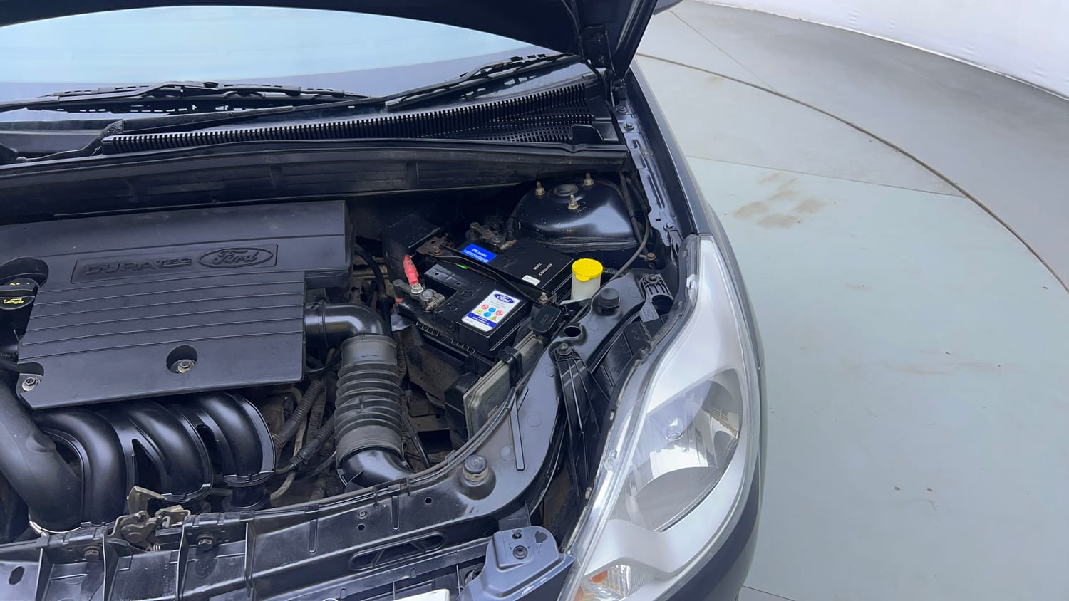 Used 2013 Ford Figo Duratec Petrol ZXI 1.2 Petrol Manual engine ENGINE LEFT SIDE VIEW