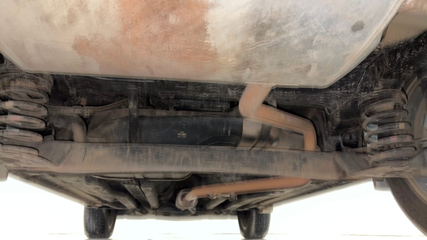 Used 2016 Hyundai Creta 1.6 SX Plus AT Petrol Petrol Automatic extra REAR UNDERBODY VIEW (TAKEN FROM REAR)