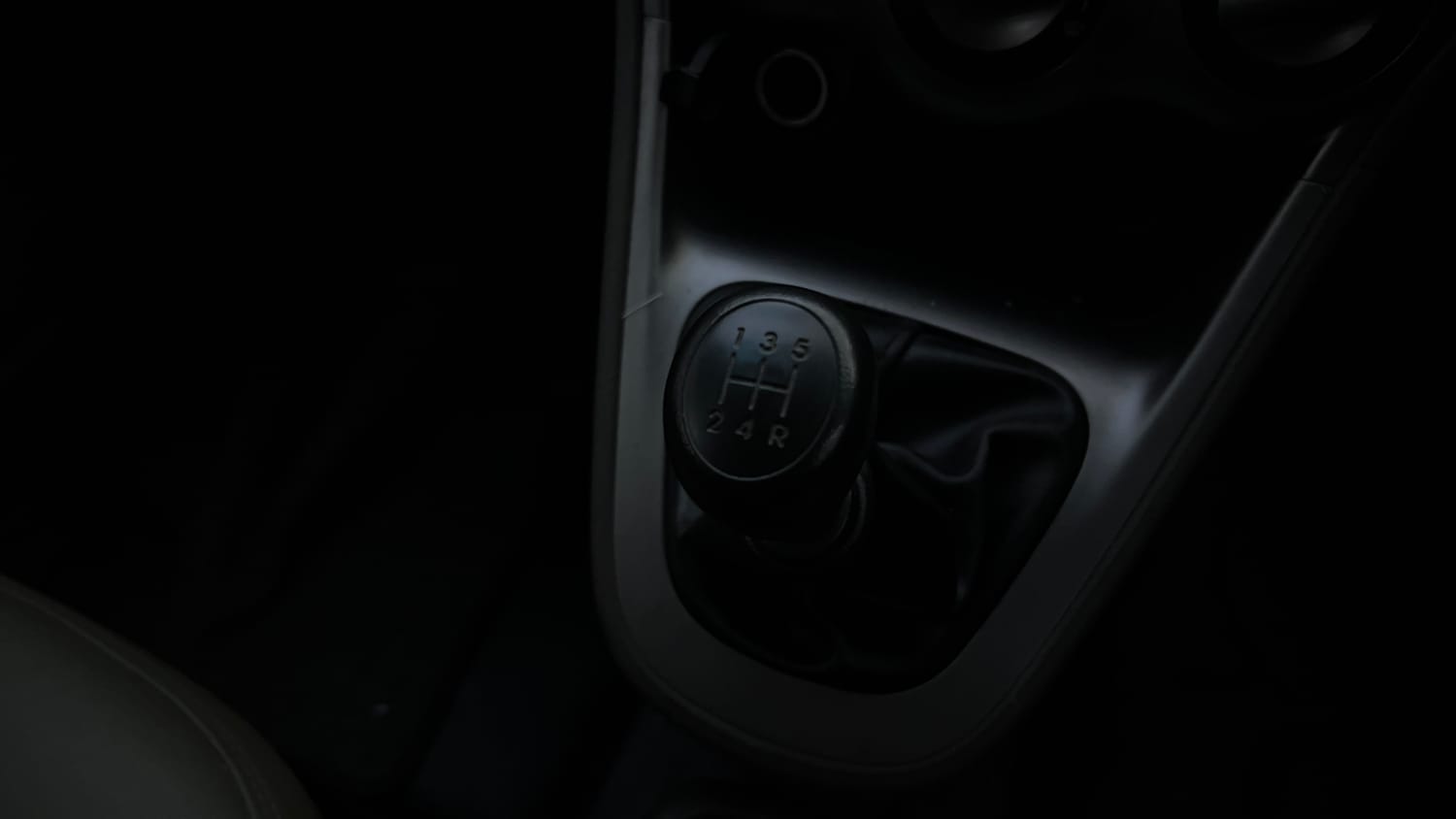 Used 2013 Hyundai i10 Magna 1.2 Kappa2 Petrol Manual interior GEAR  KNOB VIEW