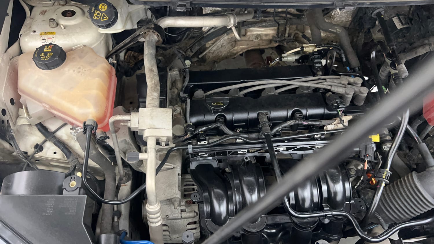 Used 2016 Ford EcoSport Titanium 1.5L Ti-VCT AT Petrol Automatic engine ENGINE RIGHT SIDE VIEW
