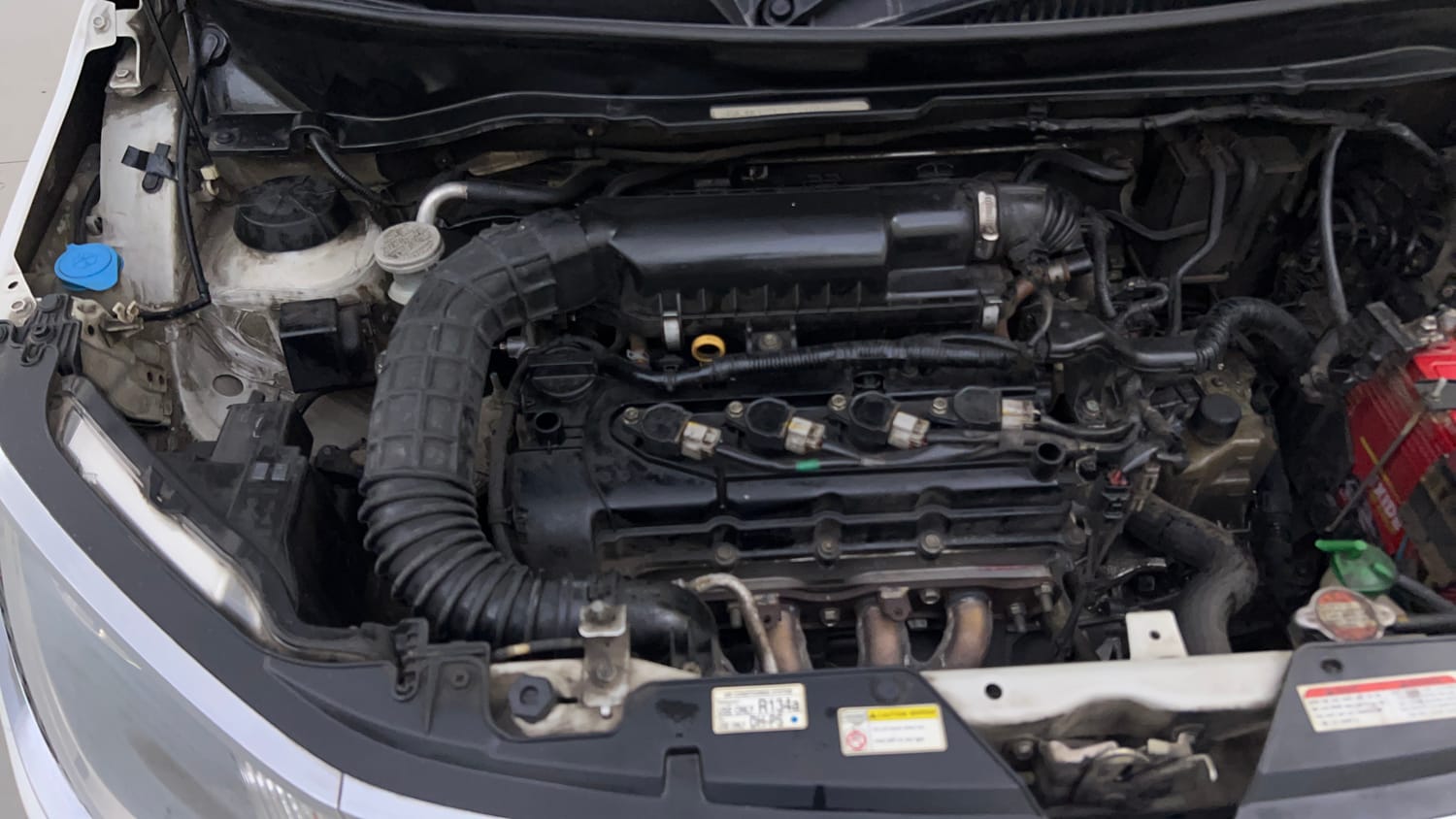 Used 2018 Maruti Suzuki Ignis [2017-2020] Zeta AMT Petrol Dual Tone Petrol Automatic engine ENGINE RIGHT SIDE VIEW