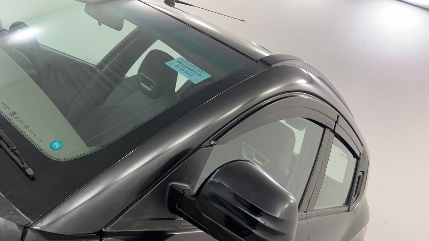 Used 2016 Mahindra KUV100 K6 6 STR Petrol Manual dents MINOR SCRATCH