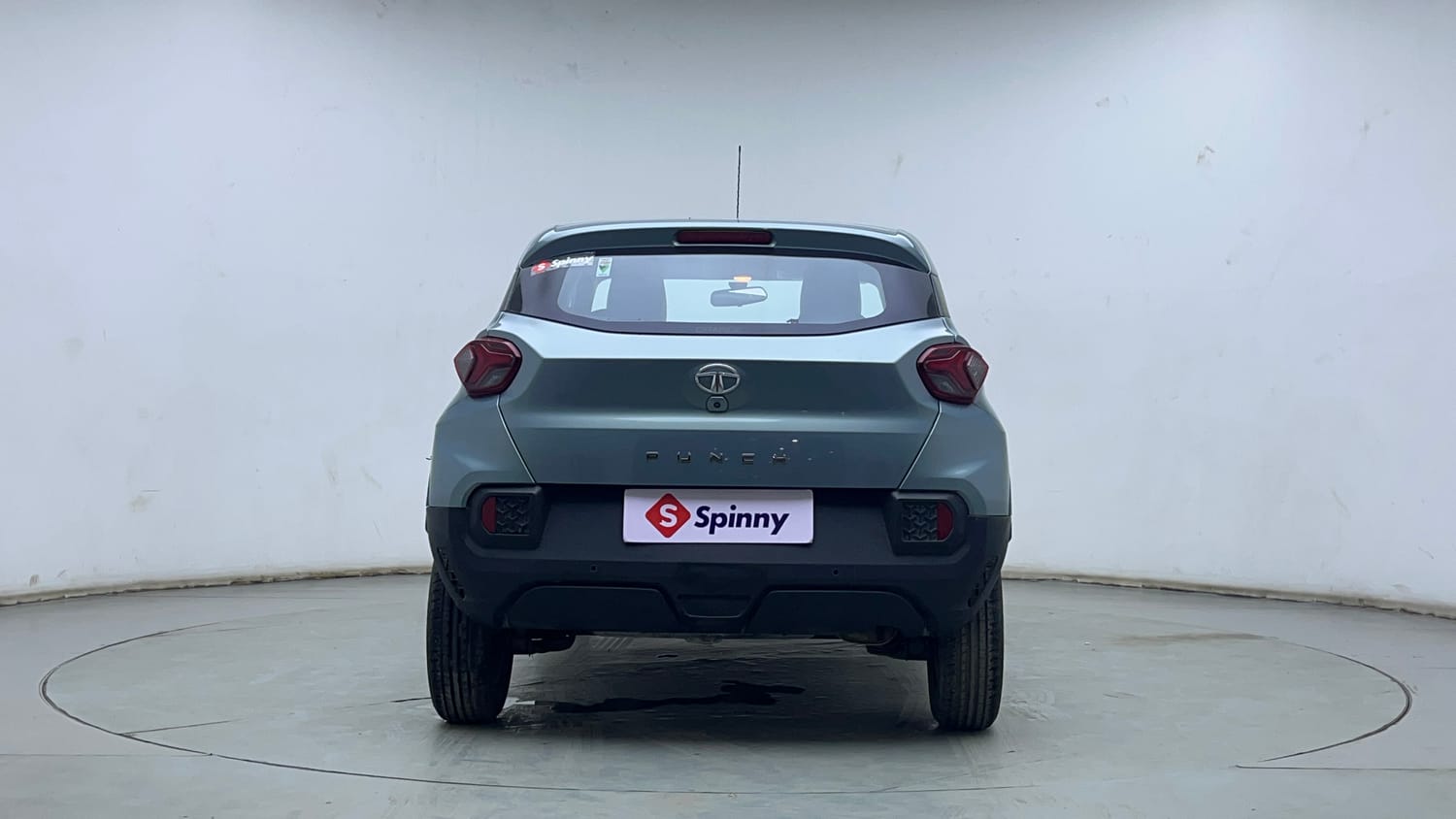 Used 2022 Tata Punch Accomplished MT Petrol Manual exterior BACK VIEW