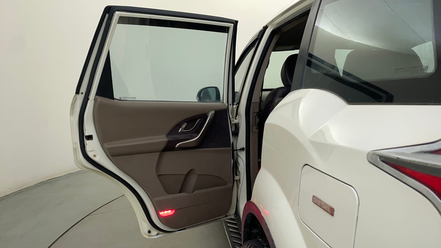 Used 2015 Mahindra XUV500 W6 Diesel Manual interior LEFT REAR DOOR OPEN VIEW
