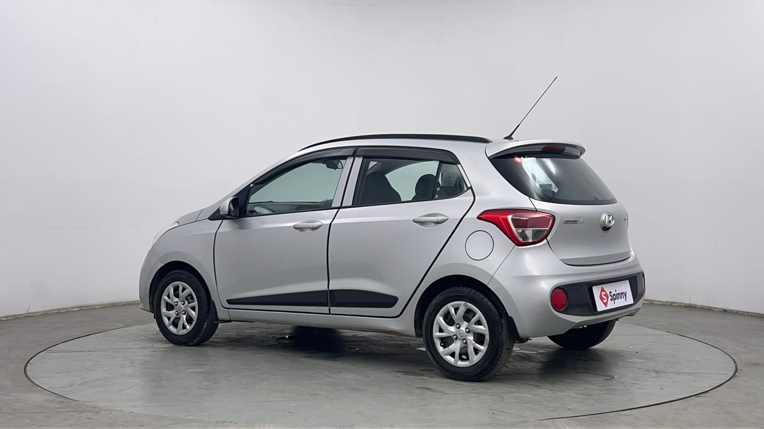 Used 2018 Hyundai Grand i10 Sportz 1.2 Kappa VTVT Petrol Manual exterior LEFT REAR CORNER VIEW