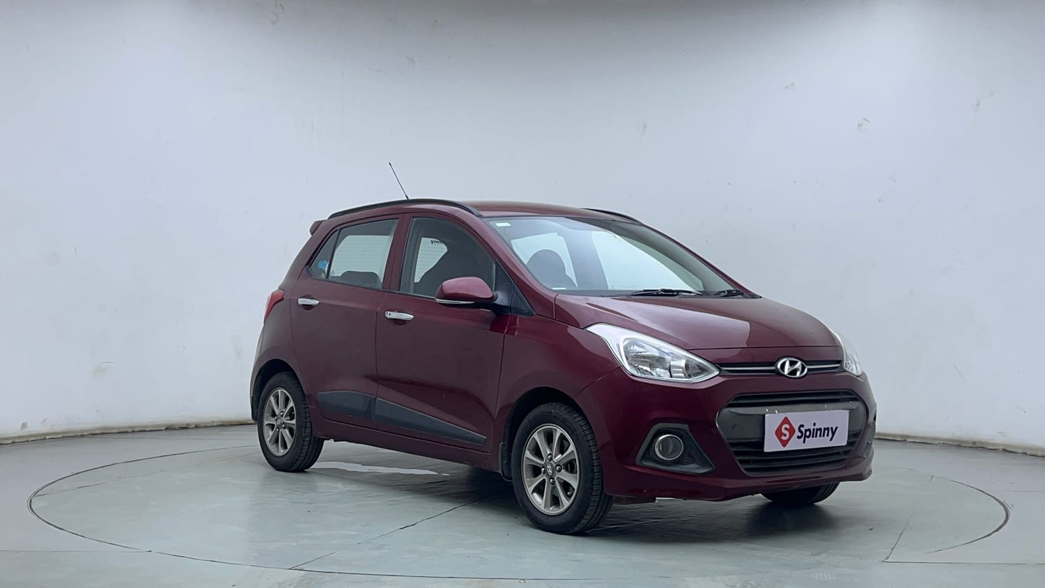 Used 2016 Hyundai Grand i10 Asta 1.2 Kappa VTVT Petrol Manual exterior RIGHT FRONT CORNER VIEW