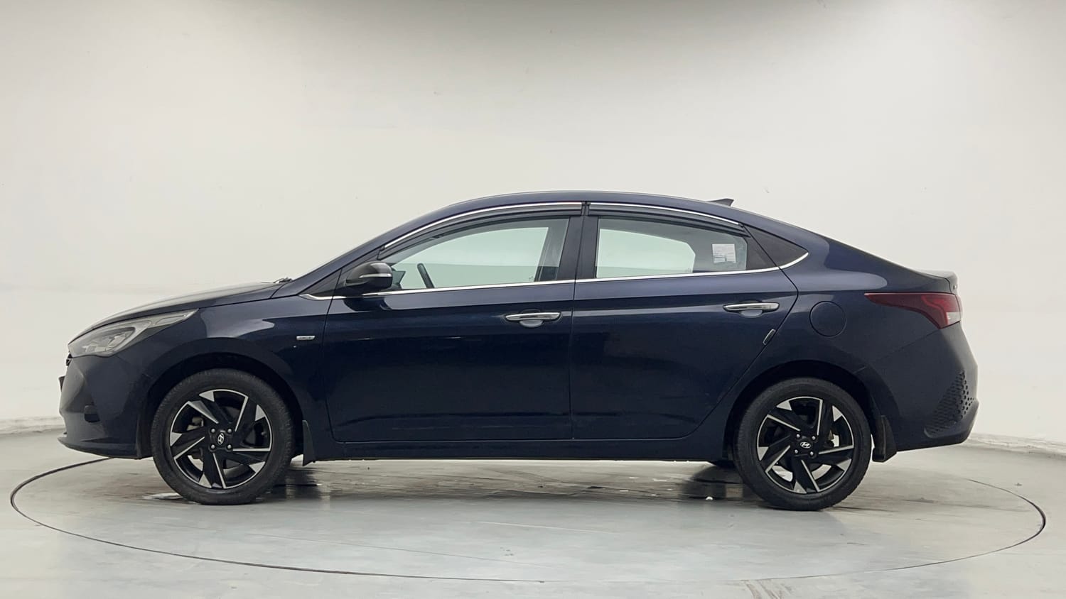 Used 2021 Hyundai Verna SX (O) 1.0 Turbo DCT Petrol Automatic exterior LEFT SIDE VIEW