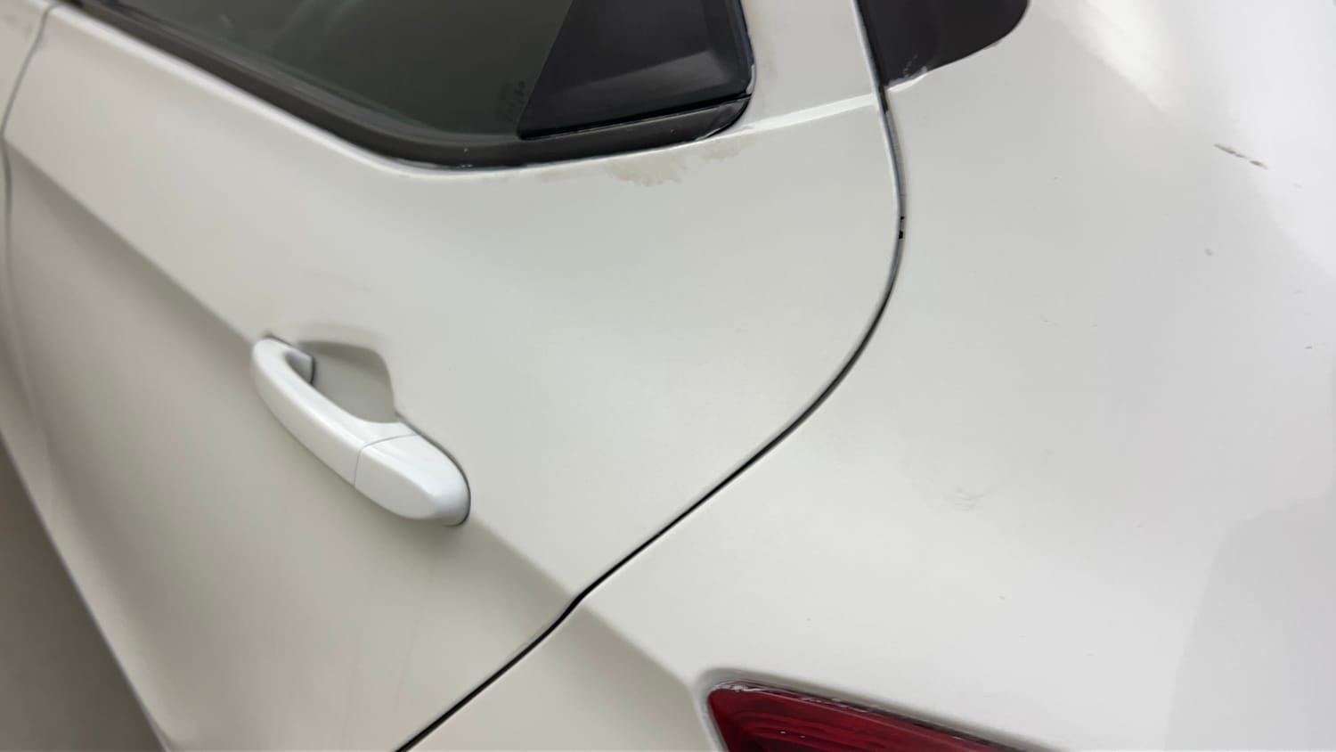 Used 2022 Tata Tiago XZA Plus Petrol Automatic dents MINOR DENT