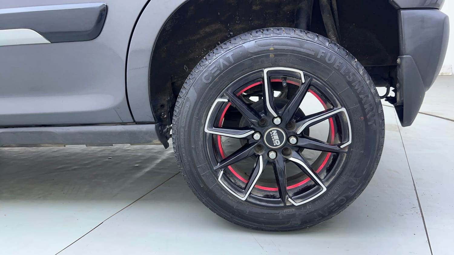 Used 2026 Maruti Suzuki S-Presso VXi Plus (O) AMT Petrol Automatic tyres LEFT REAR TYRE RIM VIEW