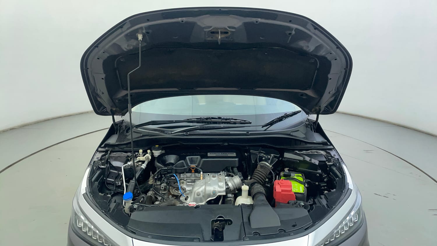 Used 2021 Honda City ZX Diesel Diesel Manual engine ENGINE & BONNET OPEN FRONT VIEW