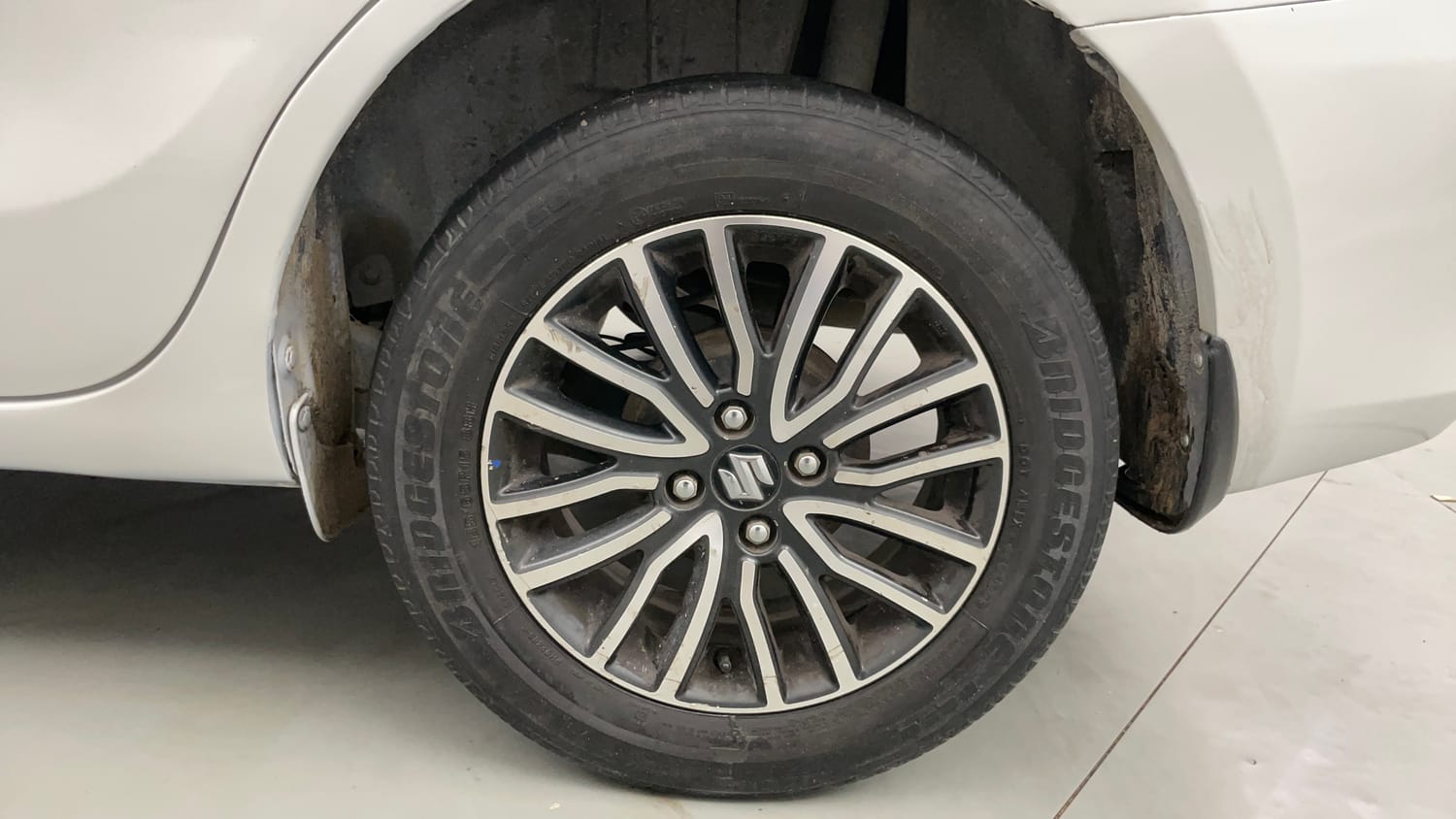Used 2017 Maruti Suzuki Dzire ZDi Plus AMT Diesel Automatic tyres LEFT REAR TYRE RIM VIEW