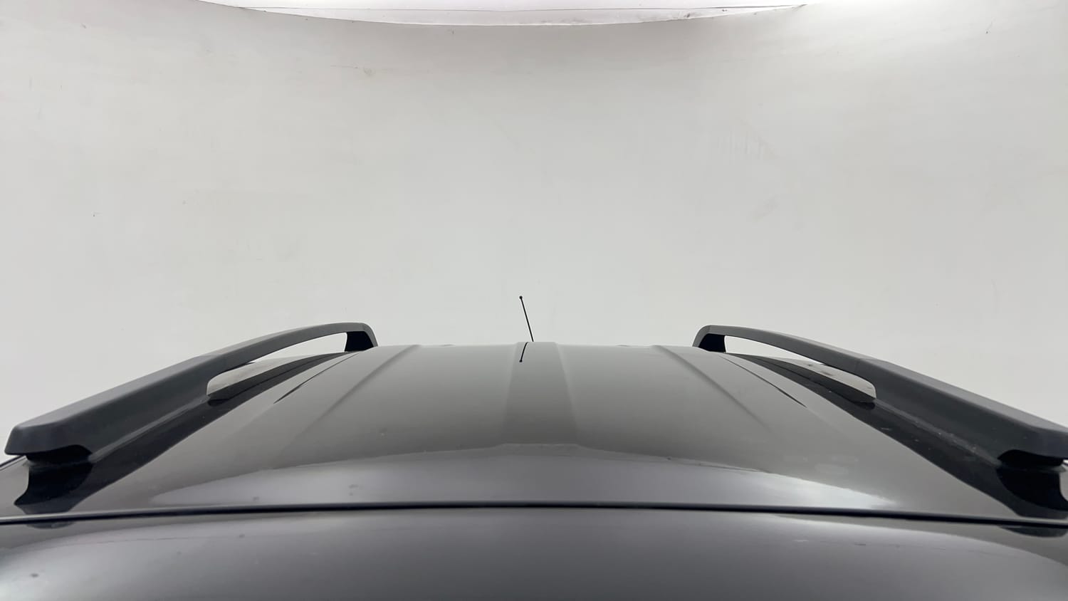 Used 2022 Renault Triber RXZ Dual Tone Petrol Manual exterior EXTERIOR ROOF VIEW