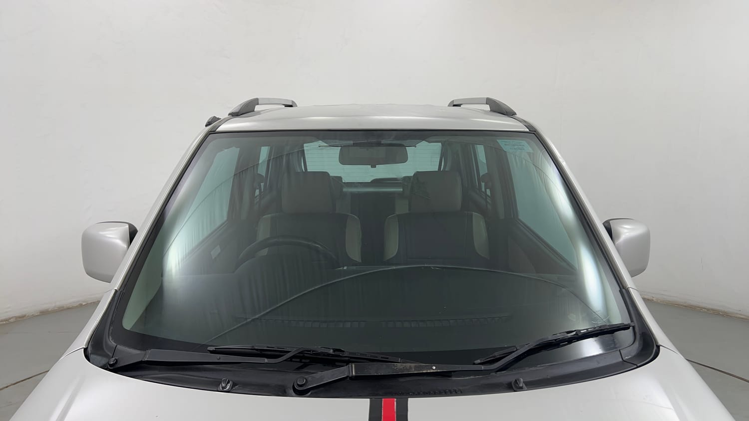 Used 2016 Maruti Suzuki Wagon R 1.0 VXI AMT Petrol Automatic exterior FRONT WINDSHIELD VIEW