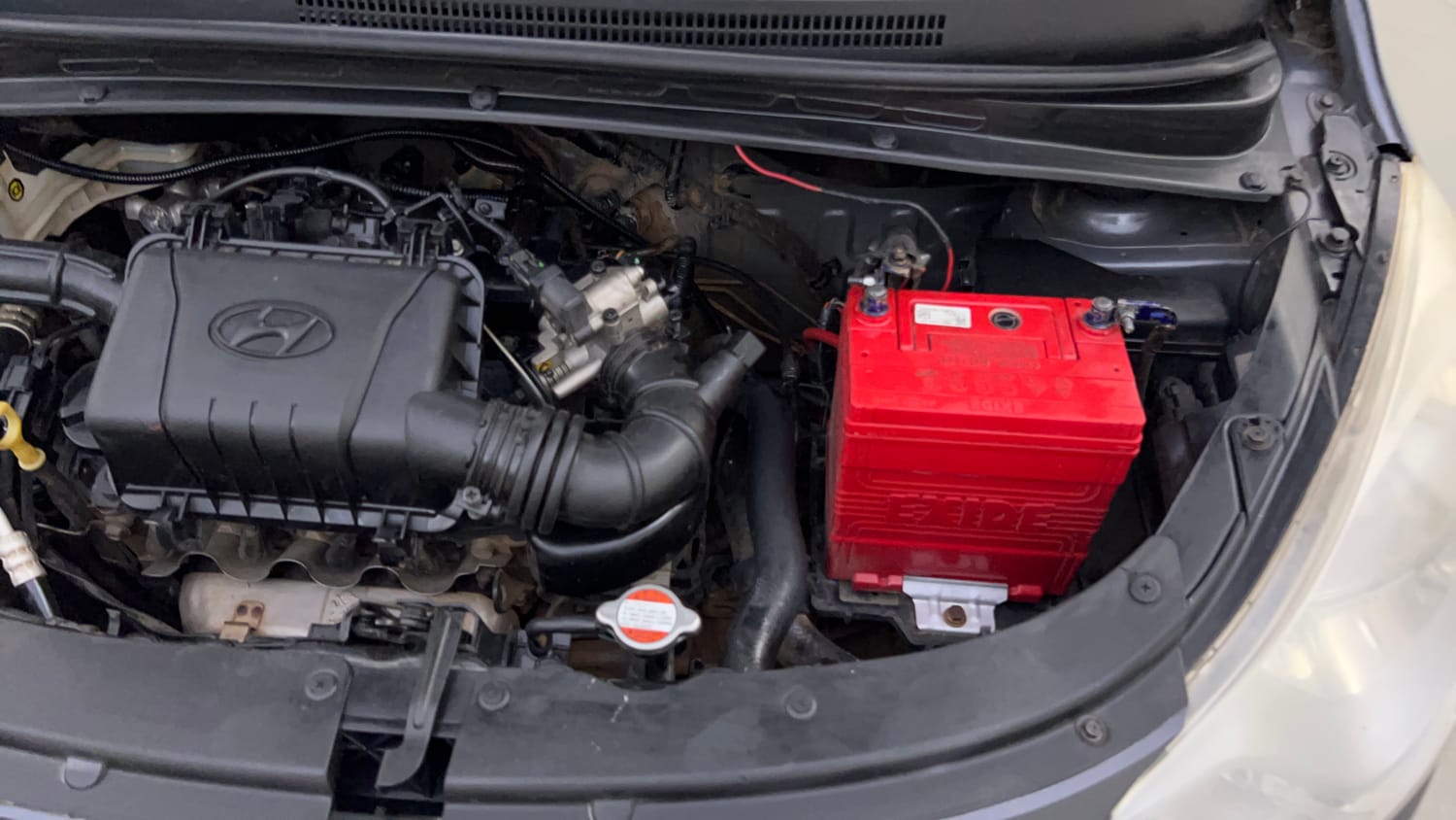 Used 2014 Hyundai i10 Era 1.1 iRDE2 Petrol Manual engine ENGINE LEFT SIDE VIEW