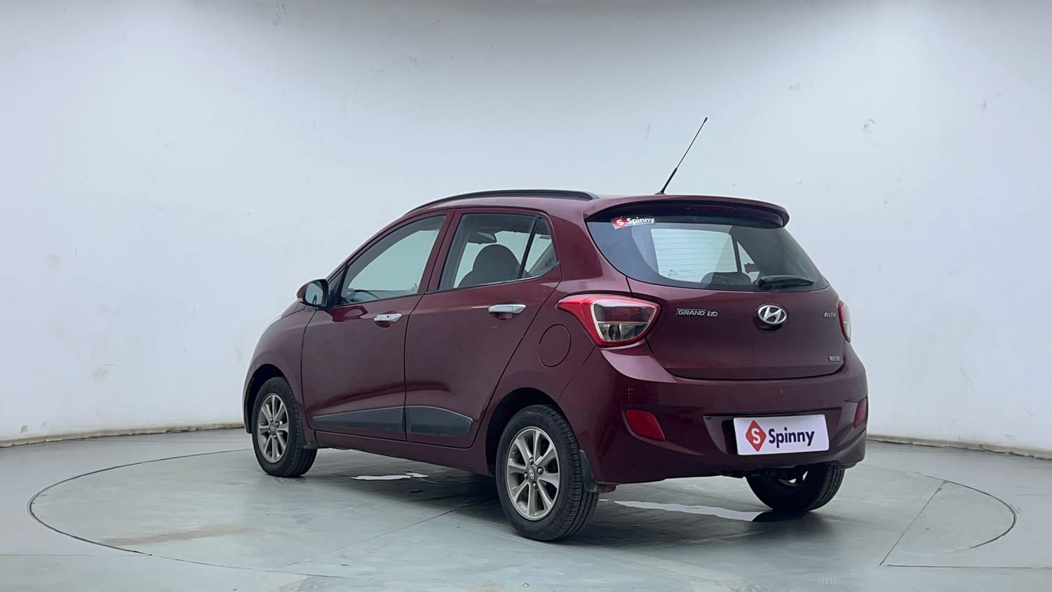 Used 2016 Hyundai Grand i10 Asta 1.2 Kappa VTVT Petrol Manual exterior LEFT REAR CORNER VIEW
