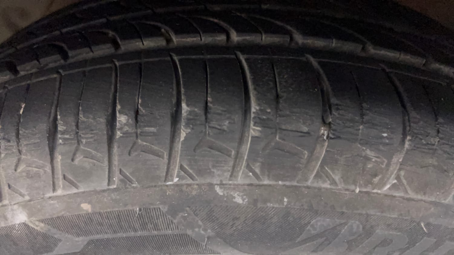 Used 2019 Hyundai Grand i10 Sportz 1.2 Kappa VTVT Petrol Manual tyres LEFT FRONT TYRE TREAD VIEW