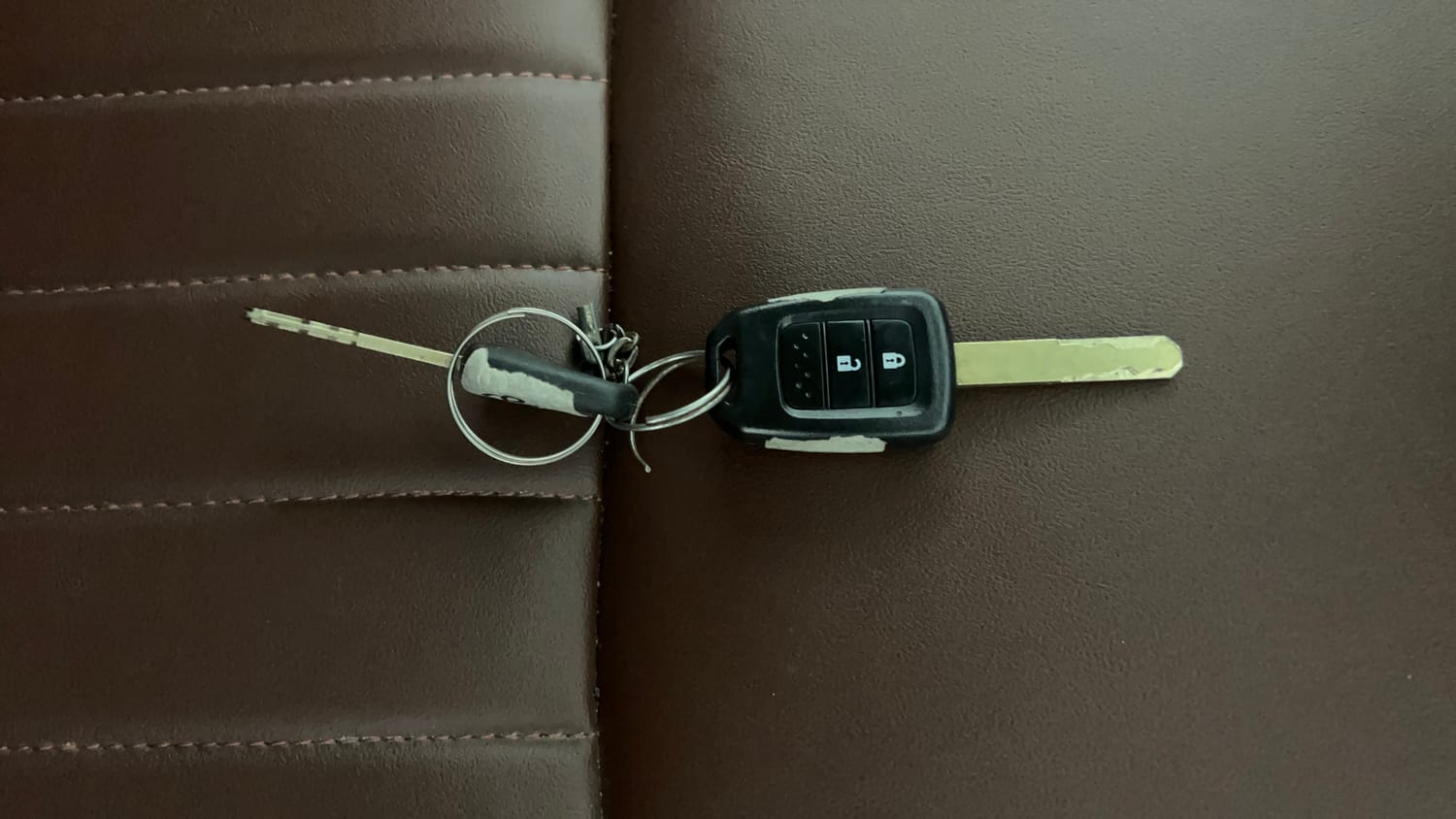 Used 2014 Honda City S Petrol Manual extra CAR KEY VIEW
