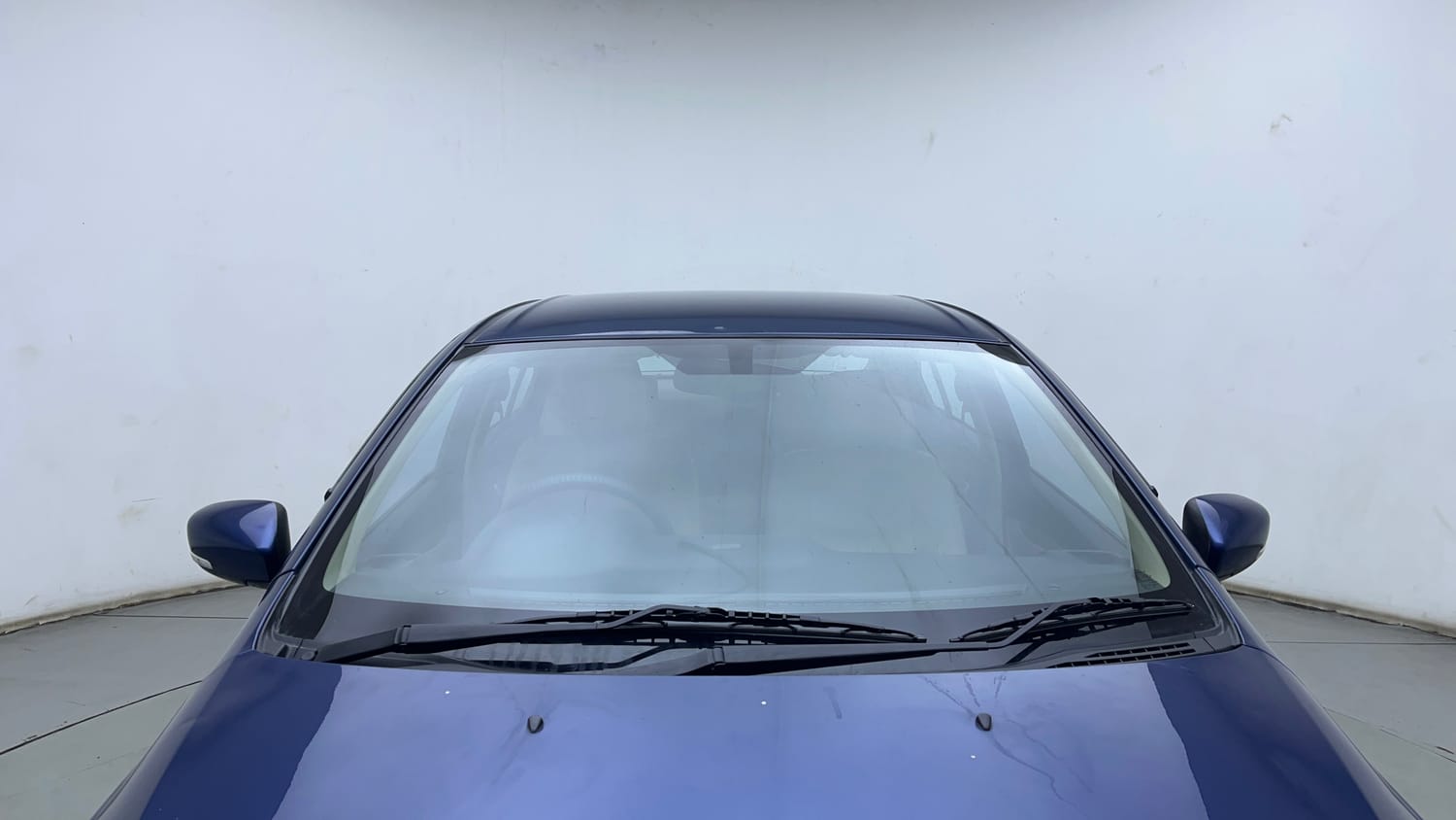 Used 2021 Maruti Suzuki Ciaz Alpha Hybrid 1.5 Petrol Manual exterior FRONT WINDSHIELD VIEW