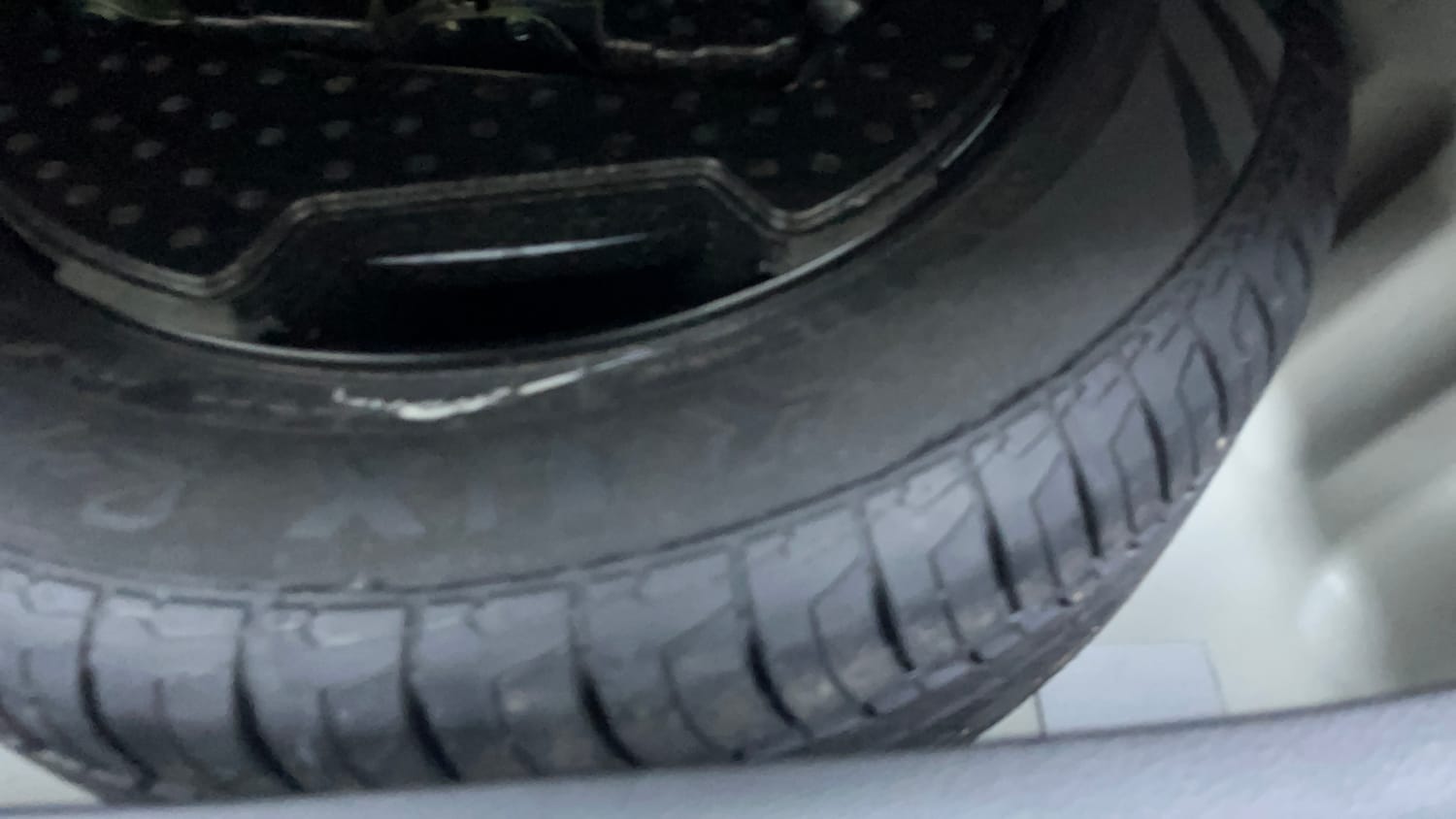 Used 2021 Maruti Suzuki S-Cross Zeta AT Petrol Automatic tyres SPARE TYRE VIEW