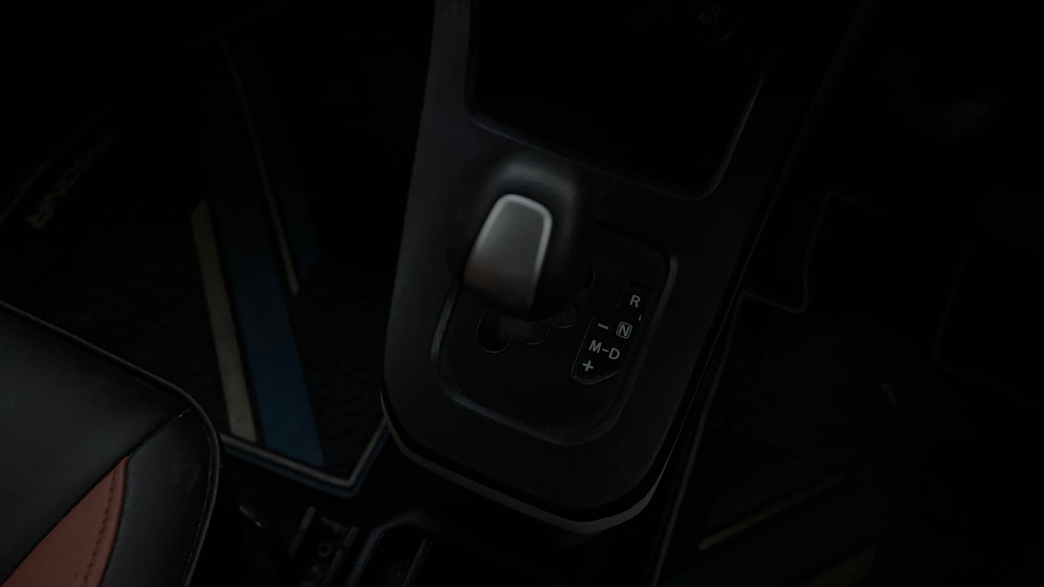 Used 2021 null Petrol Automatic interior GEAR  KNOB VIEW