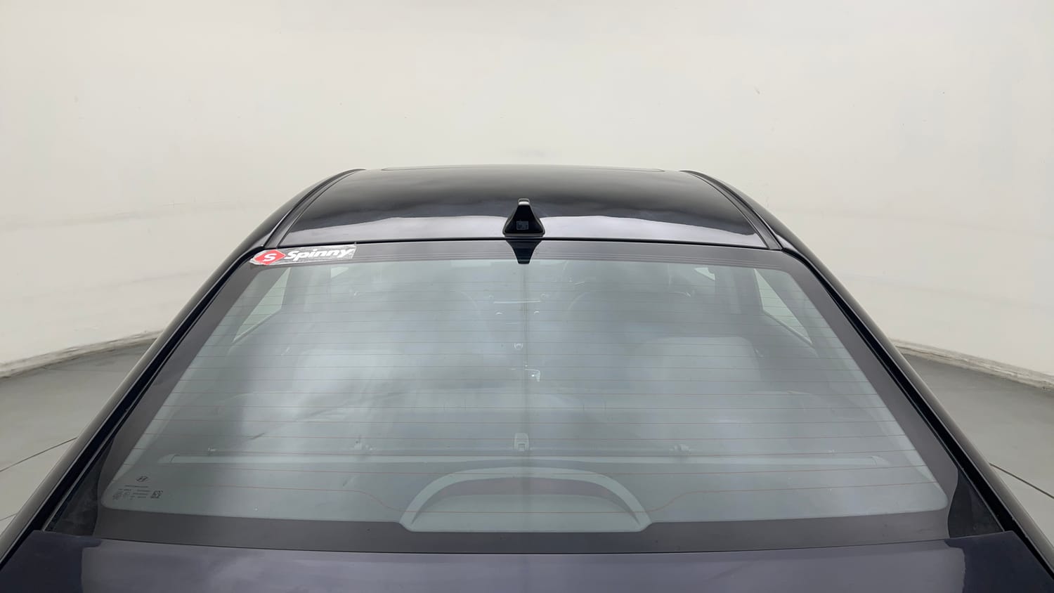 Used 2021 Hyundai Verna SX (O) 1.0 Turbo DCT Petrol Automatic exterior BACK WINDSHIELD VIEW
